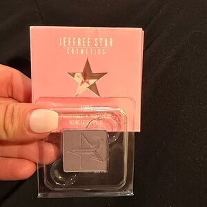 Jeffree Star Cosmetics Eyeshadow in Soft Purple 1985